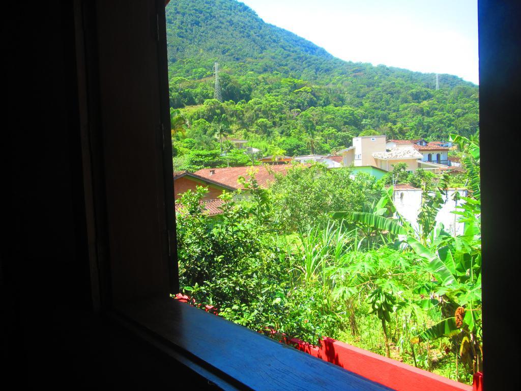 Ubatuba Surf Hostel, Apenas A 60 Metros Da Praia Da Lagoinha! Oda fotoğraf