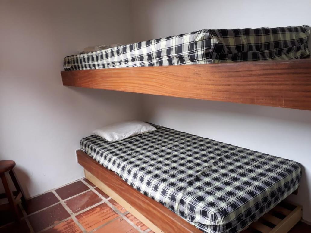Ubatuba Surf Hostel, Apenas A 60 Metros Da Praia Da Lagoinha! Dış mekan fotoğraf